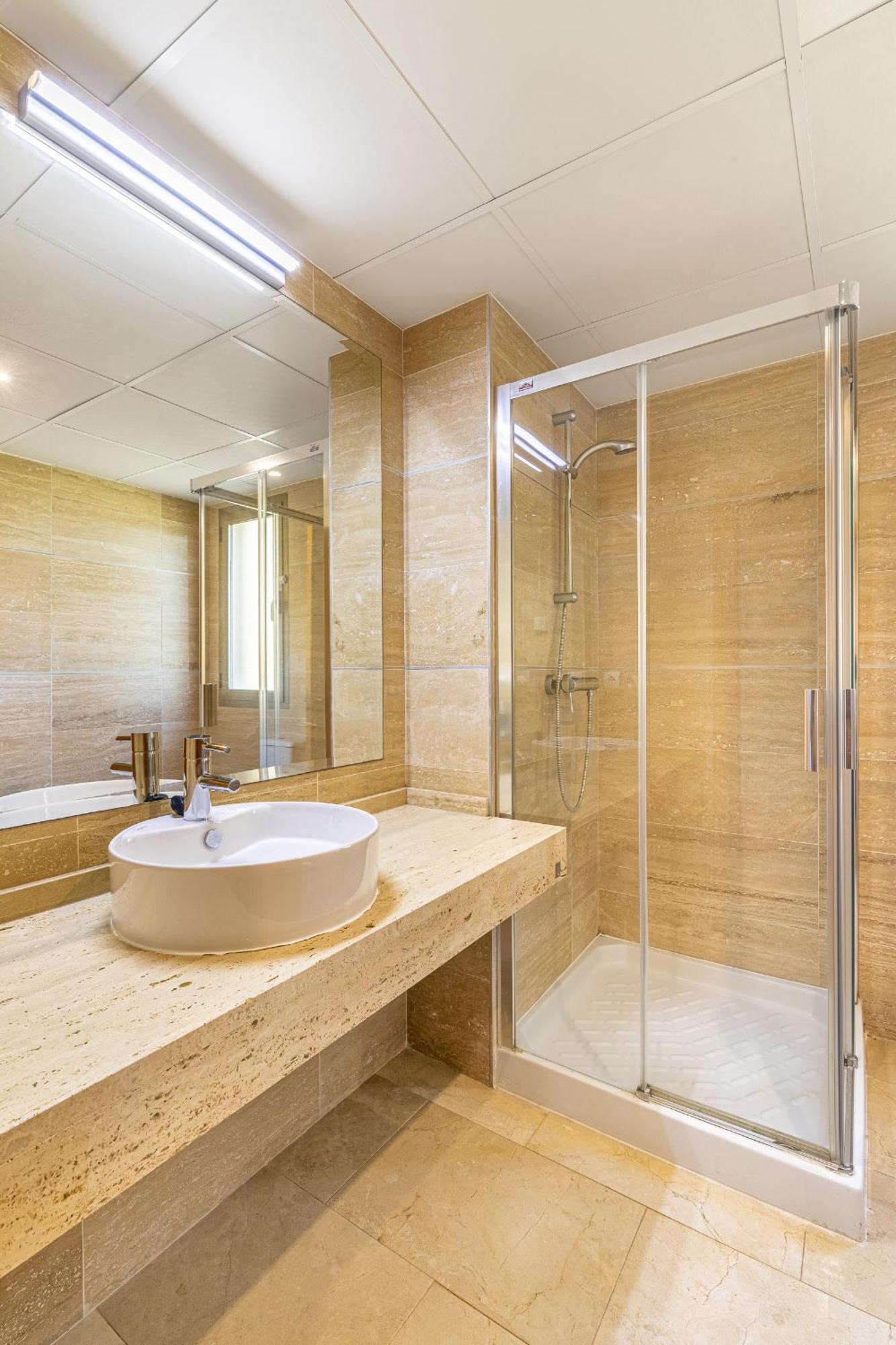 Large 3-Bedroom Nestled In Golf Paradise Эстепона Экстерьер фото